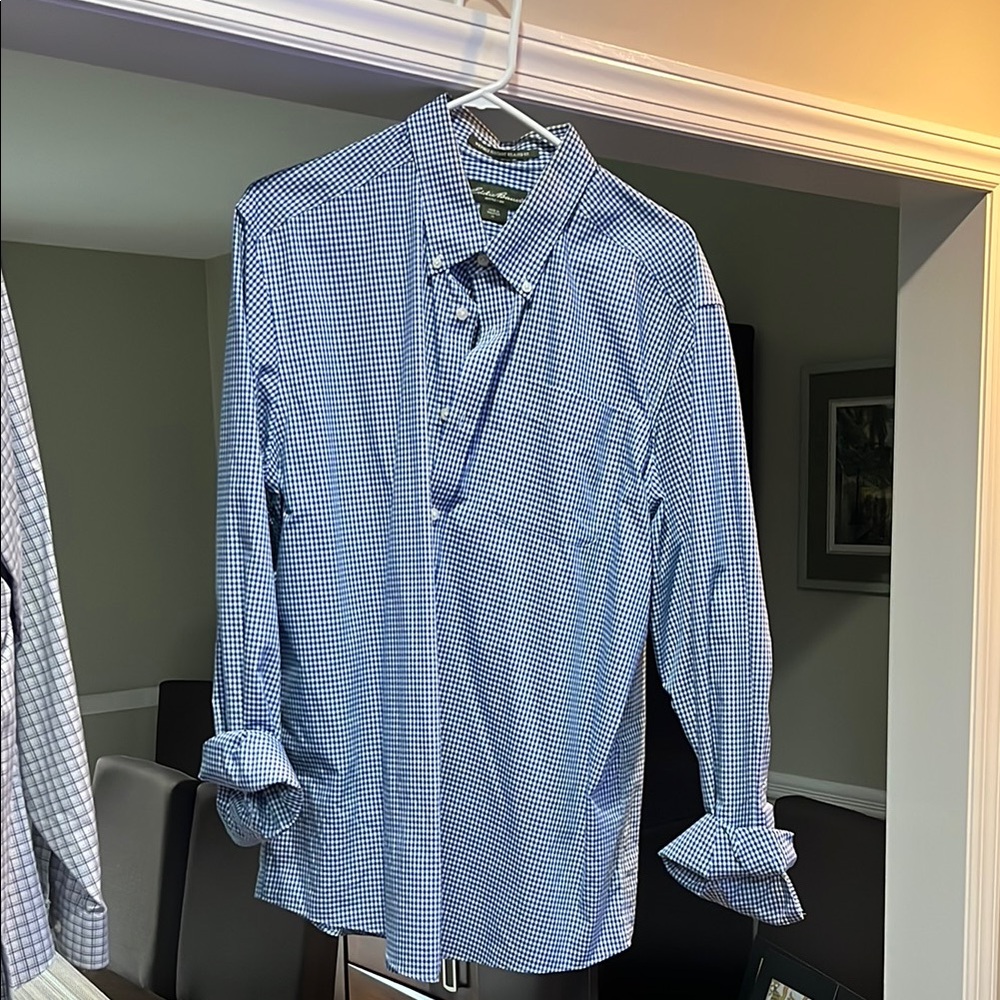 Eddie Bauer Wrinkle resistant relaxed dirt Men's Blue Checkered Shirt size XL